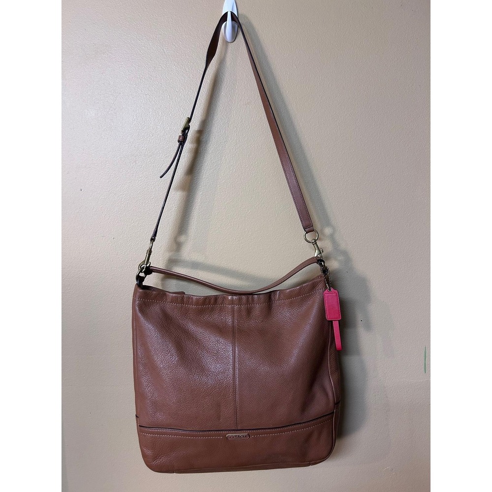 Vintage Coach Brown Pebbled Leather Convertible Hobo Crossbody Brass Hardware - Picture 2 of 13
